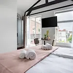 Hotel apartamentowy Staysome Hemonystraat