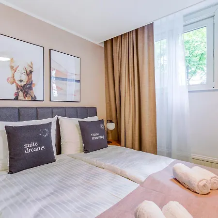 Lejlighedshotel Staysome Hemonystraat 3*
