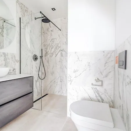 Staysome Hemonystraat 3* アムステルダム
