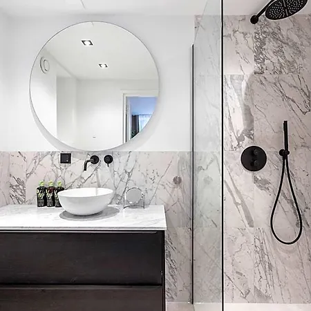 Staysome Hemonystraat Aparthotel 3*